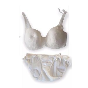 Womans-  LIGHTLY PADDED  BRA & PANTY SET -Cream white-Lace 32-36 -s/m